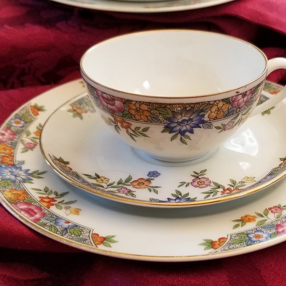 2 Hutschenreuther Selb LHS "Vernon" Salad Plates & Cups with Saucers, Bavaria - Picture 2 of 11